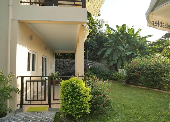 Apartman Silhoutte View Glacis